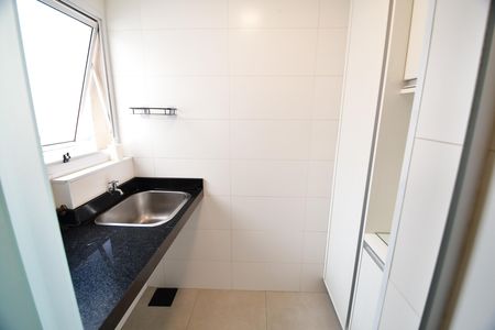 Apartamento para alugar com 55m², 2 quartos e 1 vagaÁrea de Serviço