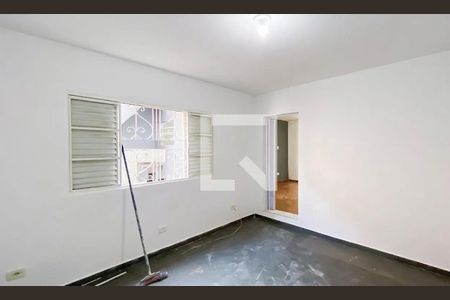 Casa à venda com 240m², 4 quartos e 1 vaga Casa à venda com 240m², 4 quartos e 1 vagaQuarto