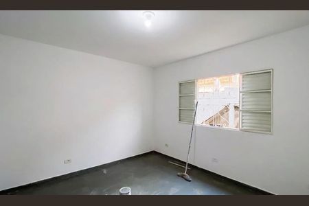 Casa à venda com 240m², 4 quartos e 1 vaga Casa à venda com 240m², 4 quartos e 1 vagaQuarto
