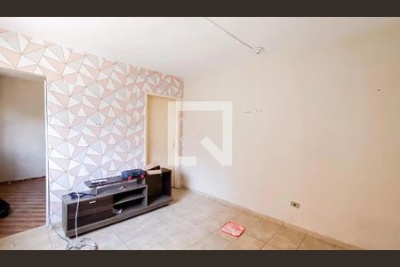 Casa à venda com 240m², 4 quartos e 1 vaga Casa à venda com 240m², 4 quartos e 1 vagaSala