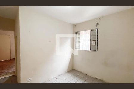Quarto de casa à venda com 4 quartos, 240m² em Vila Araguaia, São Paulo