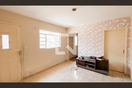 Sala de casa à venda com 4 quartos, 240m² em Vila Araguaia, São Paulo
