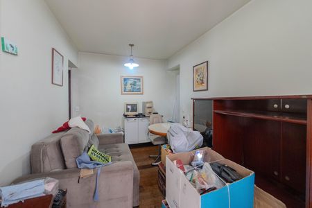 Sala de apartamento para alugar com 2 quartos, 70m² em Cerqueira César, São Paulo