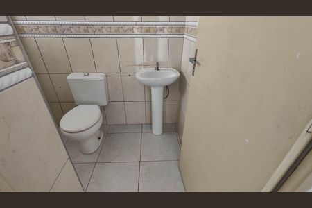 Apartamento para alugar com 47m², 2 quartos e 1 vaga Apartamento para alugar com 47m², 2 quartos e 1 vagaBanheiro