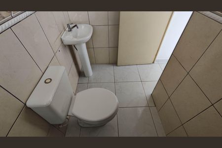 Apartamento para alugar com 47m², 2 quartos e 1 vaga Apartamento para alugar com 47m², 2 quartos e 1 vagaBanheiro