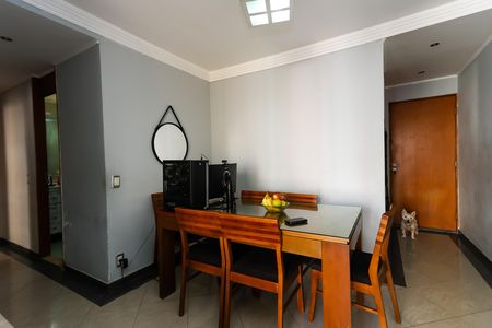 Apartamento para alugar com 69m², 3 quartos e 1 vaga Apartamento para alugar com 69m², 3 quartos e 1 vagaSala