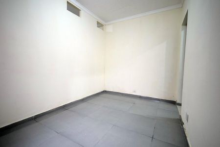 Sala de casa para alugar com 2 quartos, 60m² em Jardim Santo André, Santo André