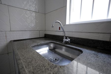 Casa para alugar com 60m², 2 quartos e 1 vaga Casa para alugar com 60m², 2 quartos e 1 vagaCozinha