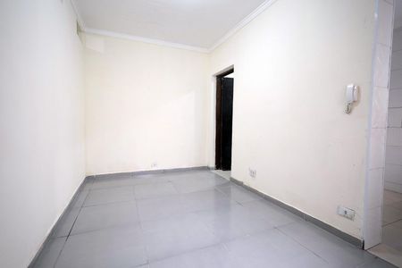 Casa para alugar com 60m², 2 quartos e 1 vaga Casa para alugar com 60m², 2 quartos e 1 vagaSala