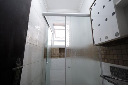Casa para alugar com 60m², 2 quartos e 1 vaga Casa para alugar com 60m², 2 quartos e 1 vagaBanheiro