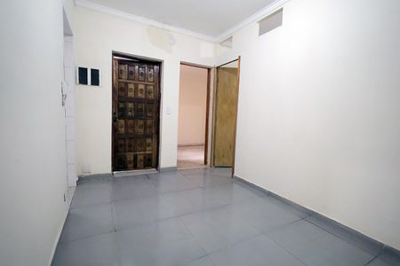 Sala de casa para alugar com 2 quartos, 60m² em Jardim Santo André, Santo André