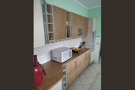 Casa para alugar com 172m², 4 quartos e 4 vagas Casa para alugar com 172m², 4 quartos e 4 vagasCozinha