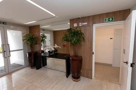 Apartamento à venda com 56m², 2 quartos e 1 vaga Apartamento à venda com 56m², 2 quartos e 1 vagaHALL DOS ELEVADORES