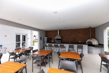 Apartamento à venda com 56m², 2 quartos e 1 vaga Apartamento à venda com 56m², 2 quartos e 1 vagaCHURRASQUEIRA