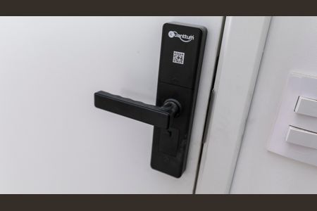 Apartamento à venda com 56m², 2 quartos e 1 vaga Apartamento à venda com 56m², 2 quartos e 1 vagaFECHADURA ELETRÔNICA