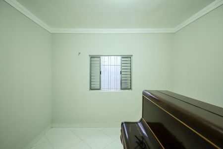 Quarto 1 de casa para alugar com 2 quartos, 150m² em Vila Marari, São Paulo