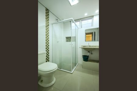 Casa para alugar com 150m², 2 quartos e 2 vagas Casa para alugar com 150m², 2 quartos e 2 vagasBanheiro Social