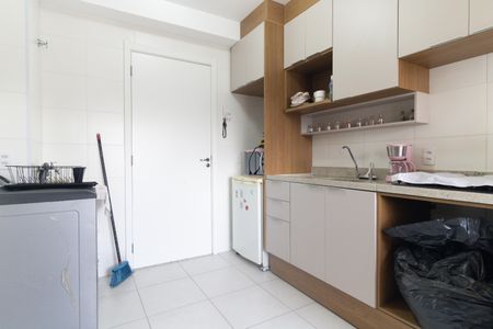 Apartamento para alugar com 32m², 2 quartos e sem vaga Apartamento para alugar com 32m², 2 quartos e sem vagaCozinha