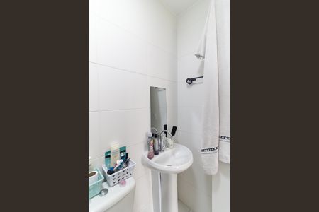 Apartamento para alugar com 32m², 2 quartos e sem vaga Apartamento para alugar com 32m², 2 quartos e sem vagaBanheiro