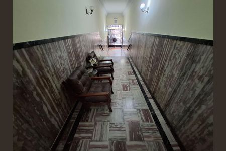 Apartamento à venda com 100m², 3 quartos e sem vaga Apartamento à venda com 100m², 3 quartos e sem vagaHall de entrada