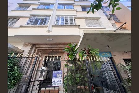Apartamento à venda com 100m², 3 quartos e sem vaga Apartamento à venda com 100m², 3 quartos e sem vagaFachada