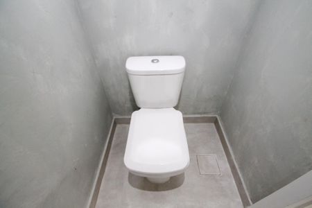 Casa de condomínio para alugar com 403m², 3 quartos e 5 vagas Casa de condomínio para alugar com 403m², 3 quartos e 5 vagasBanheiro Suíte 2