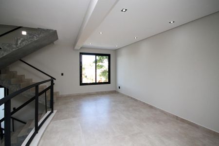 Casa de condomínio para alugar com 403m², 3 quartos e 5 vagas Casa de condomínio para alugar com 403m², 3 quartos e 5 vagasSala 1