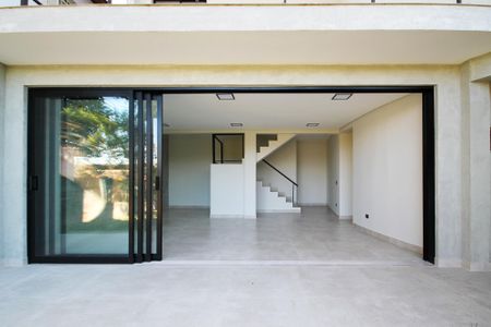 Casa de condomínio para alugar com 403m², 3 quartos e 5 vagas Casa de condomínio para alugar com 403m², 3 quartos e 5 vagasSalão de Festas
