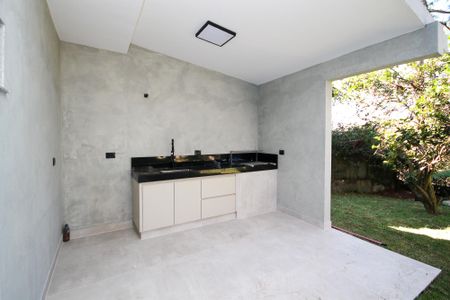 Casa de condomínio para alugar com 403m², 3 quartos e 5 vagas Casa de condomínio para alugar com 403m², 3 quartos e 5 vagasChurrasqueira