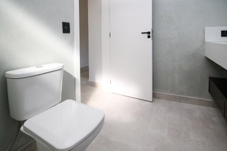Casa de condomínio para alugar com 403m², 3 quartos e 5 vagas Casa de condomínio para alugar com 403m², 3 quartos e 5 vagasBanheiro Suíte 1