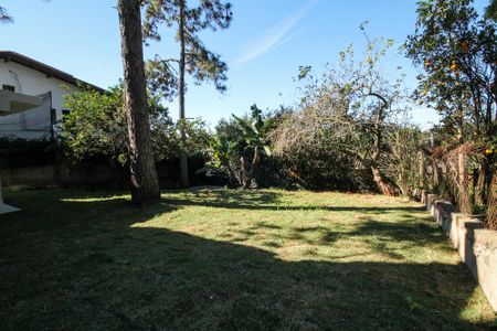 Casa de condomínio para alugar com 403m², 3 quartos e 5 vagas Casa de condomínio para alugar com 403m², 3 quartos e 5 vagasQuintal