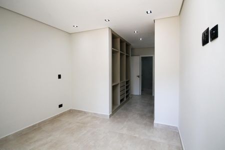 Casa de condomínio para alugar com 403m², 3 quartos e 5 vagas Casa de condomínio para alugar com 403m², 3 quartos e 5 vagasSuíte 2
