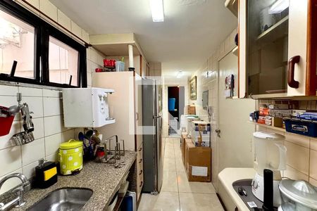 Apartamento à venda com 120m², 3 quartos e 1 vaga Apartamento à venda com 120m², 3 quartos e 1 vagaCozinha