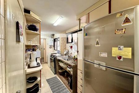 Apartamento à venda com 120m², 3 quartos e 1 vaga Apartamento à venda com 120m², 3 quartos e 1 vagaCozinha