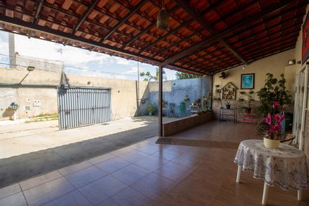 Casa à venda com 3 quartos, 185m² em Sh Sol Nascente, Brasília