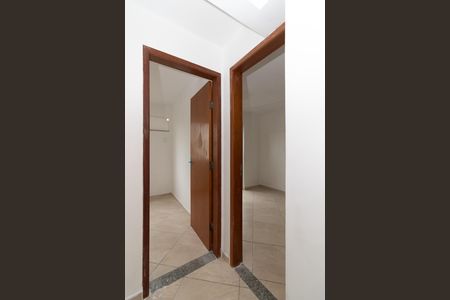 Casa de condomínio para alugar com 62m², 2 quartos e 1 vagaHall da Escada