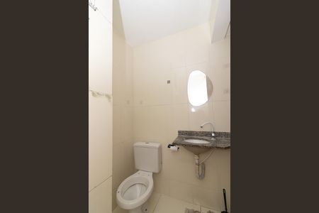 Casa de condomínio para alugar com 62m², 2 quartos e 1 vagaBanheiro