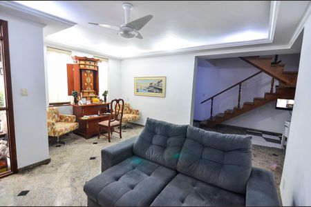 Sala de casa para alugar com 3 quartos, 300m² em Vila Isabel, Rio de Janeiro