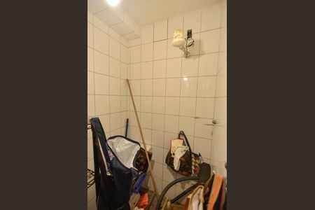 Casa para alugar com 300m², 3 quartos e 1 vaga Casa para alugar com 300m², 3 quartos e 1 vagaBanheiro de Serviço