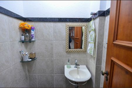 Casa para alugar com 300m², 3 quartos e 1 vaga Casa para alugar com 300m², 3 quartos e 1 vagaLavabo