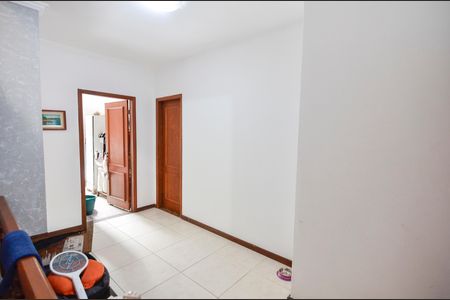 Corredor de casa para alugar com 3 quartos, 300m² em Vila Isabel, Rio de Janeiro