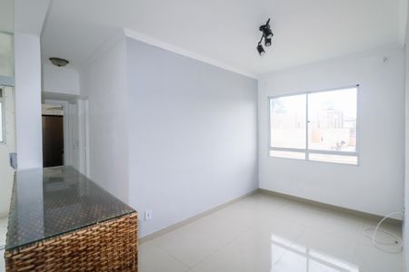 Sala de apartamento para alugar com 2 quartos, 44m² em Canhema, Diadema