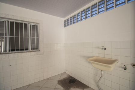 Casa para alugar com 150m², 2 quartos e 2 vagasÁrea de Serviço