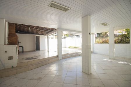 Casa para alugar com 150m², 2 quartos e 2 vagasQuintal