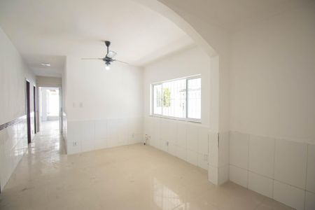 Sala de casa para alugar com 2 quartos, 150m² em Porto da Madama, São Gonçalo