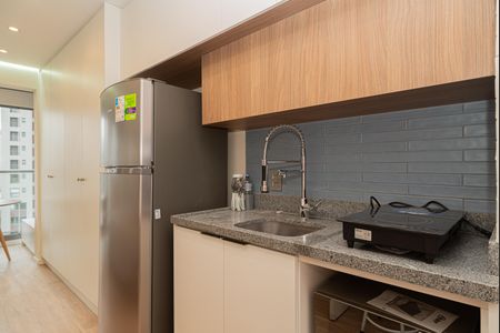 Studio para alugar com 25m², 1 quarto e sem vaga Studio para alugar com 25m², 1 quarto e sem vagaCozinha