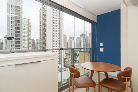 Quarto de kitnet/studio para alugar com 1 quarto, 25m² em Santo Amaro, São Paulo