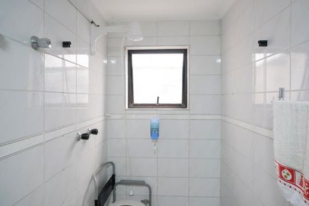 Apartamento à venda com 95m², 2 quartos e 1 vagaBanheiro da suíte