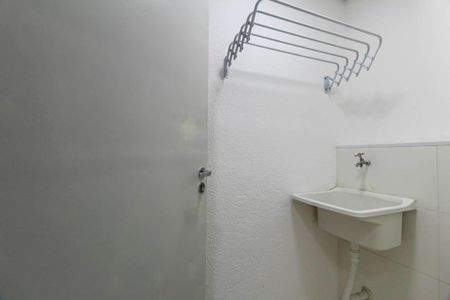 Apartamento para alugar com 36m², 2 quartos e sem vaga Apartamento para alugar com 36m², 2 quartos e sem vagaÁrea de Serviço