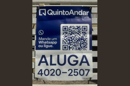 Casa à venda com 280m², 6 quartos e 3 vagas Casa à venda com 280m², 6 quartos e 3 vagasPlaquinha